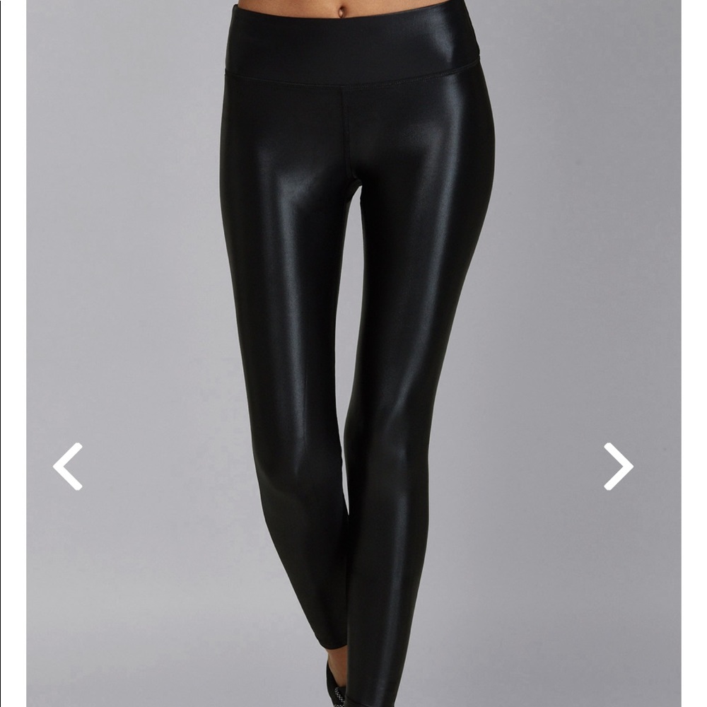 Noli Yoga Liquid Legging